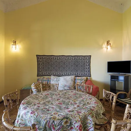 Apartment Gli Oleandri By Interhome